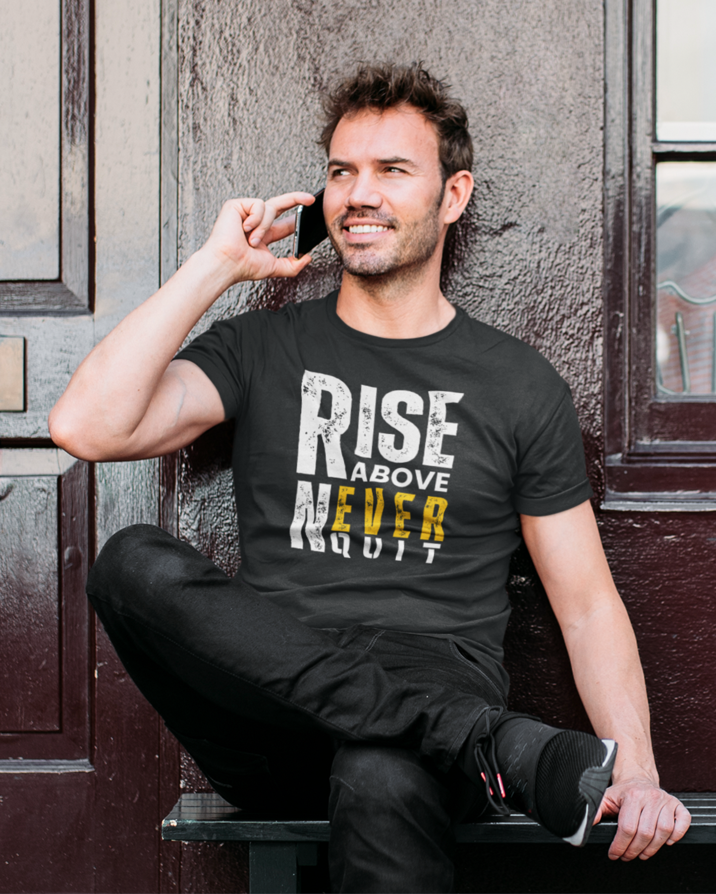 Round Neck T-Shirt Rise Above Never Quit