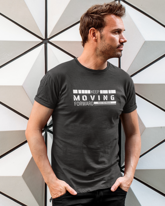 Rund Neck T-Shirt Keep Moving Forward